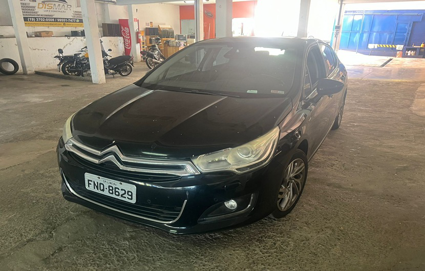 VEÍCULO CITROEN C4 LOUNGE EXCLUSIVE AUTOMÁTICO - ANO/MODELO 2013/2014 LOCALIZADO EM LIMEIRA/SP
