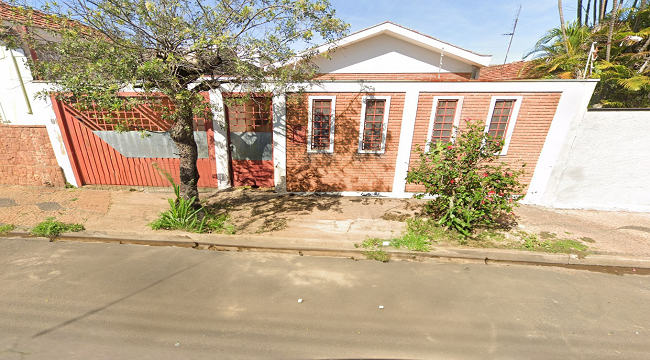 CASA COM 155 M² SOBRE TERRENO DE 300 M² NA CIDADE DE RIO CLARO/SP