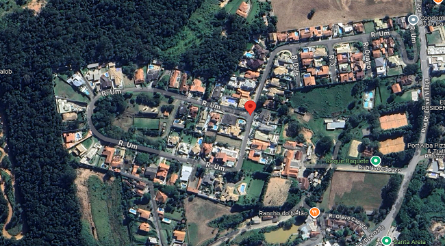 Casa com 437,51m² situada no terreno de 1.449,40m² no condomínio vinhas de joão paulo || são roque