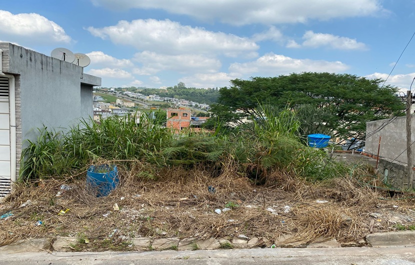 TERRENO URBANO COM 350 M² LOCALIZADO EM SANTANA DE PARNAÍBA/SP